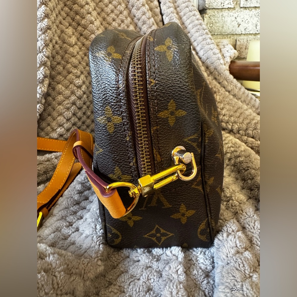 Louis Vuitton trousse 28 crossbody - Picture 4 of 11